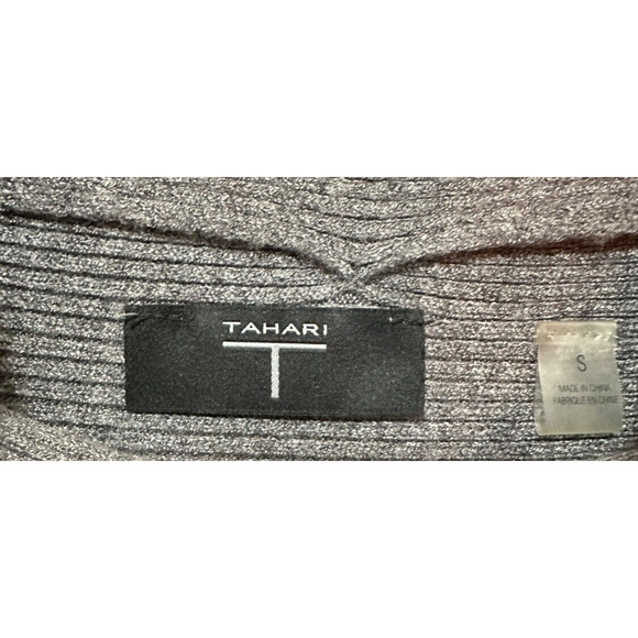 T TAHARI Woman’s Sweater Dolman Sleeves Mock Neck Grey Heather Buttons Soft S - Picture 3 of 9
